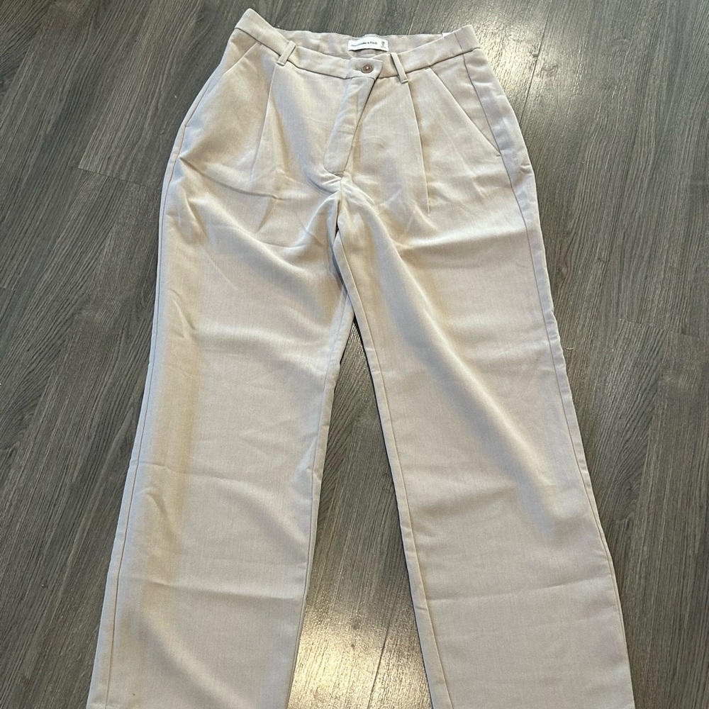 Abercrombie & Fitch Straight Leg Pant